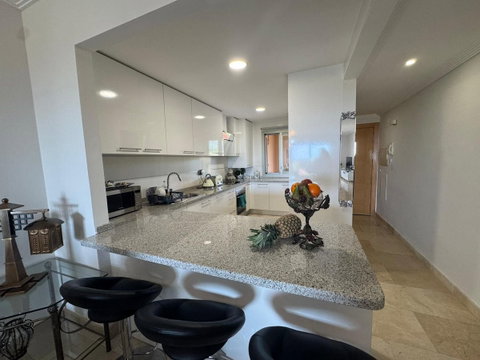 Ground Floor Apartment in Estepona, Costa del Sol – 2 beds – 350000 € - photo 6 of 28
