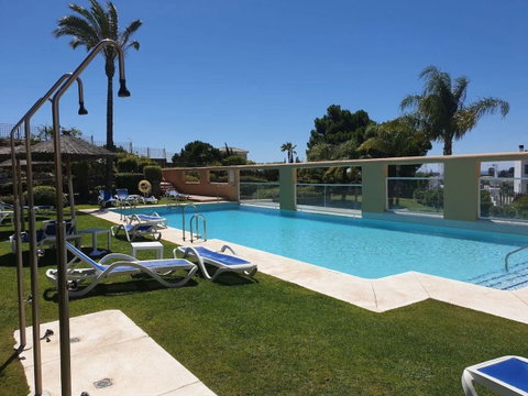 Ground Floor Apartment in Estepona, Costa del Sol – 2 beds – 350000 € - photo 7 of 28