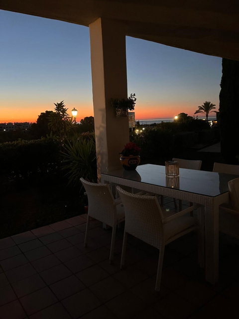 Ground Floor Apartment in Estepona, Costa del Sol – 2 beds – 350000 € - photo 27 of 28