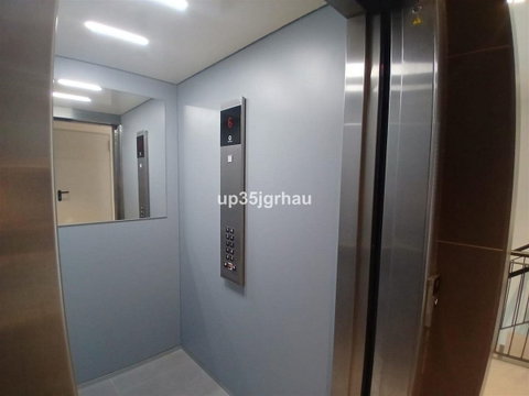 Middle Floor Apartment in Estepona, Costa del Sol – 2 beds – 495000 € - photo 12 of 21