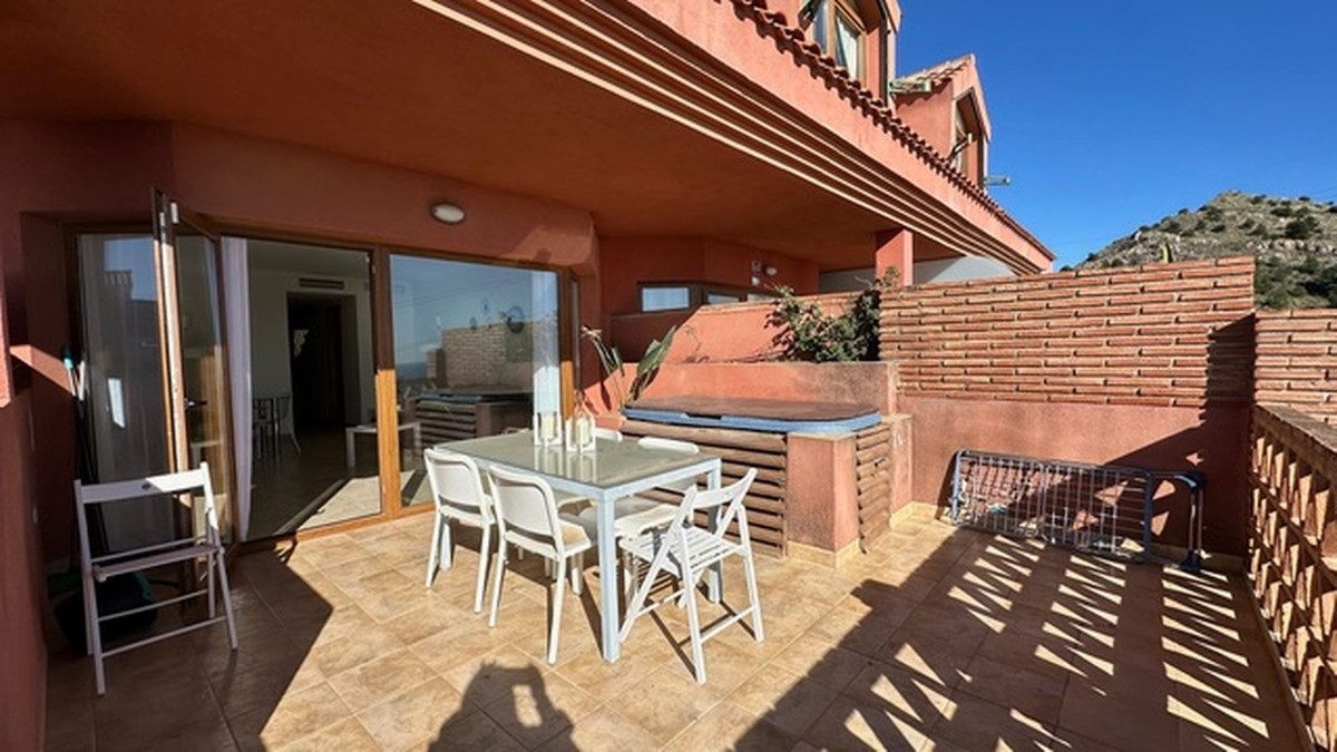 Penthouse Duplex in Fuengirola, Costa del Sol – 3 beds – 610000 € - photo 3 of 24