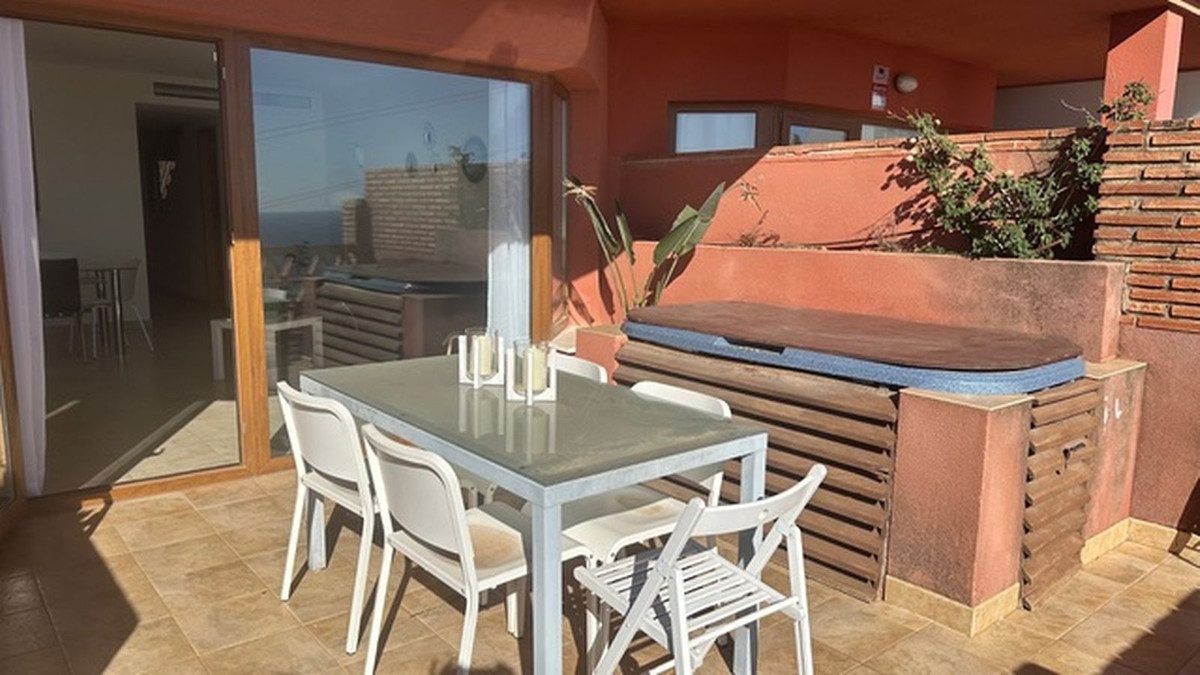 Penthouse Duplex in Fuengirola, Costa del Sol – 3 beds – 610000 € - photo 4 of 24