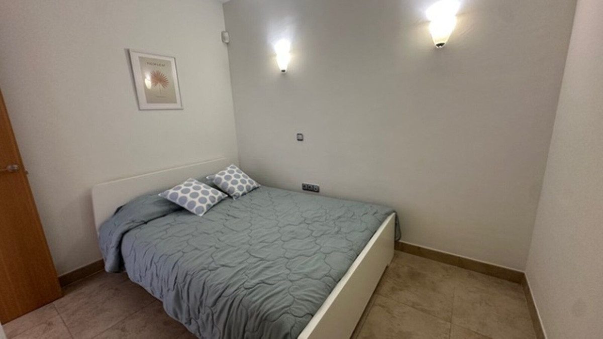 Penthouse Duplex in Fuengirola, Costa del Sol – 3 beds – 610000 € - photo 8 of 24