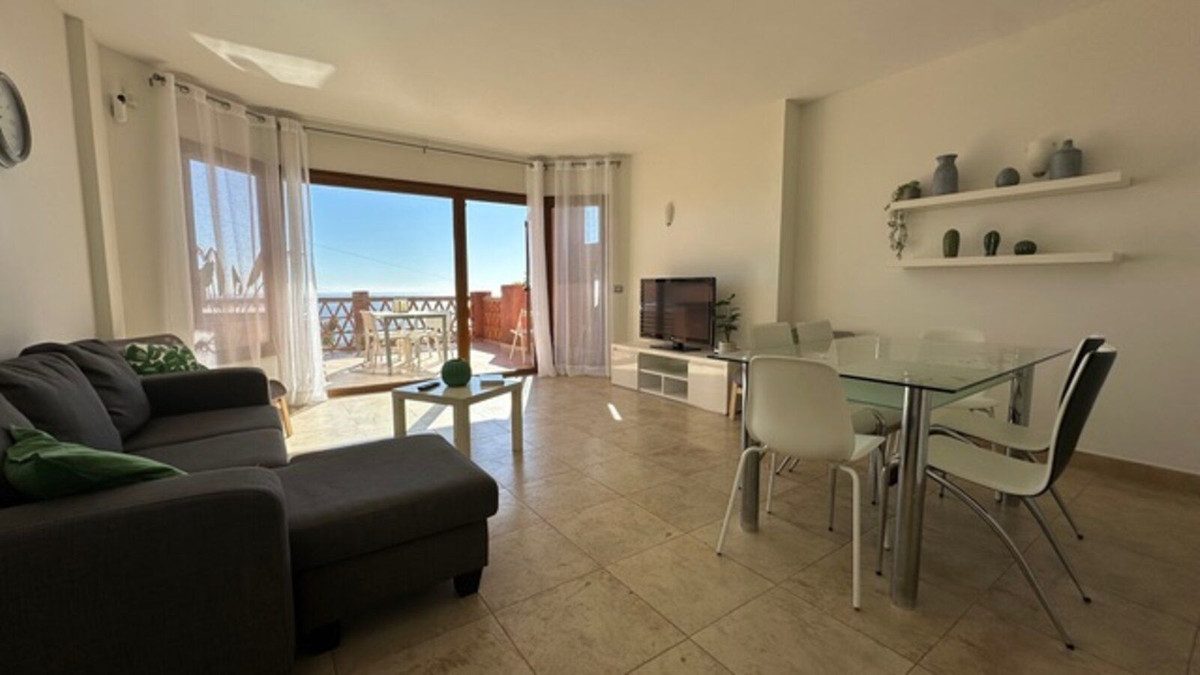Penthouse Duplex in Fuengirola, Costa del Sol – 3 beds – 610000 € - photo 9 of 24