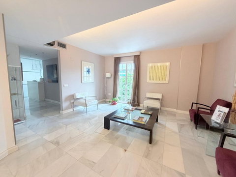 Middle Floor Apartment in Marbella, Costa del Sol – 3 beds – 595000 € - photo 7 of 34