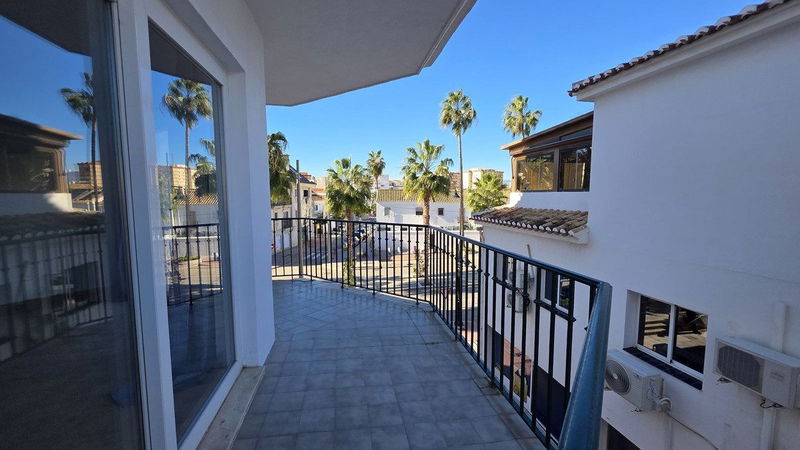 Top Floor Apartment in Fuengirola, Costa del Sol – 2 beds – 520000 €