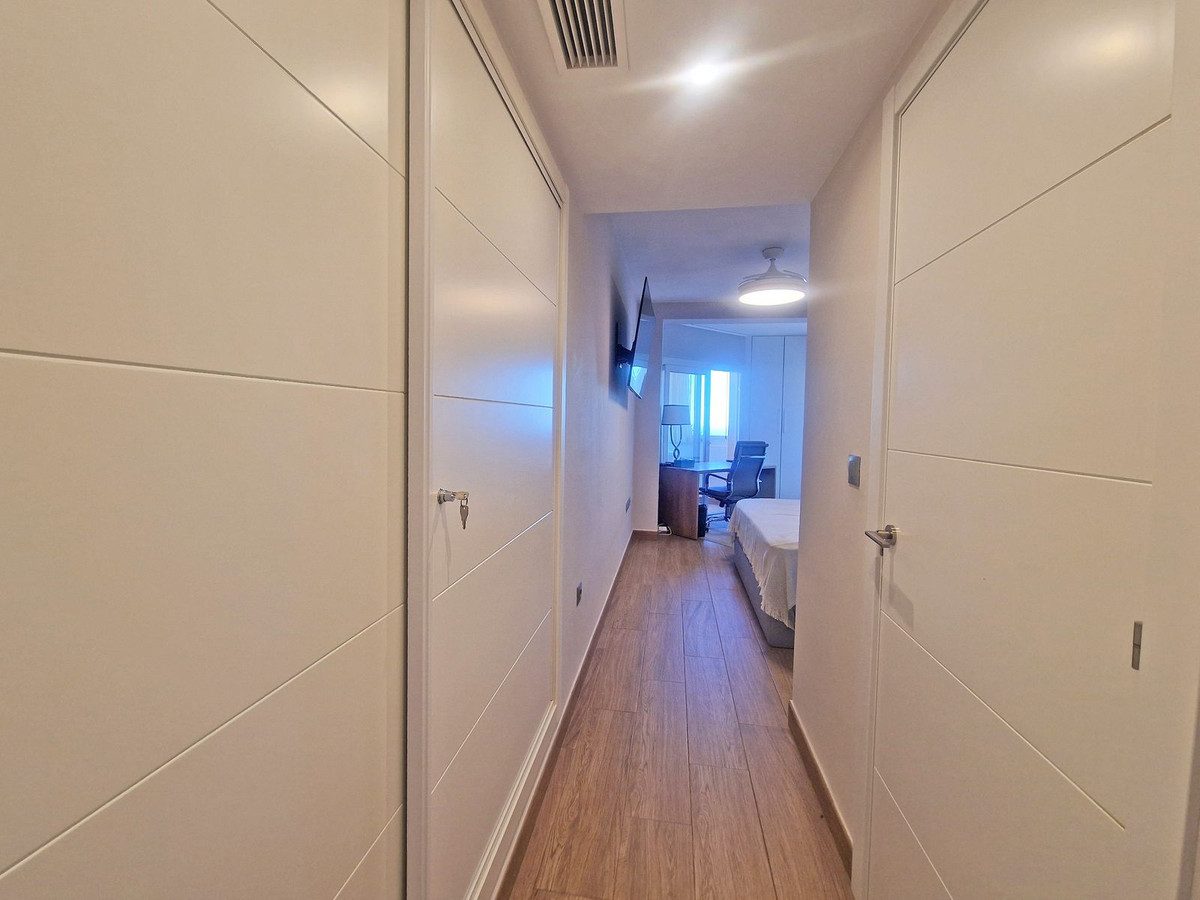 Ground Floor Apartment in Mijas, Costa del Sol – 3 beds – 395000 € - photo 20 of 38