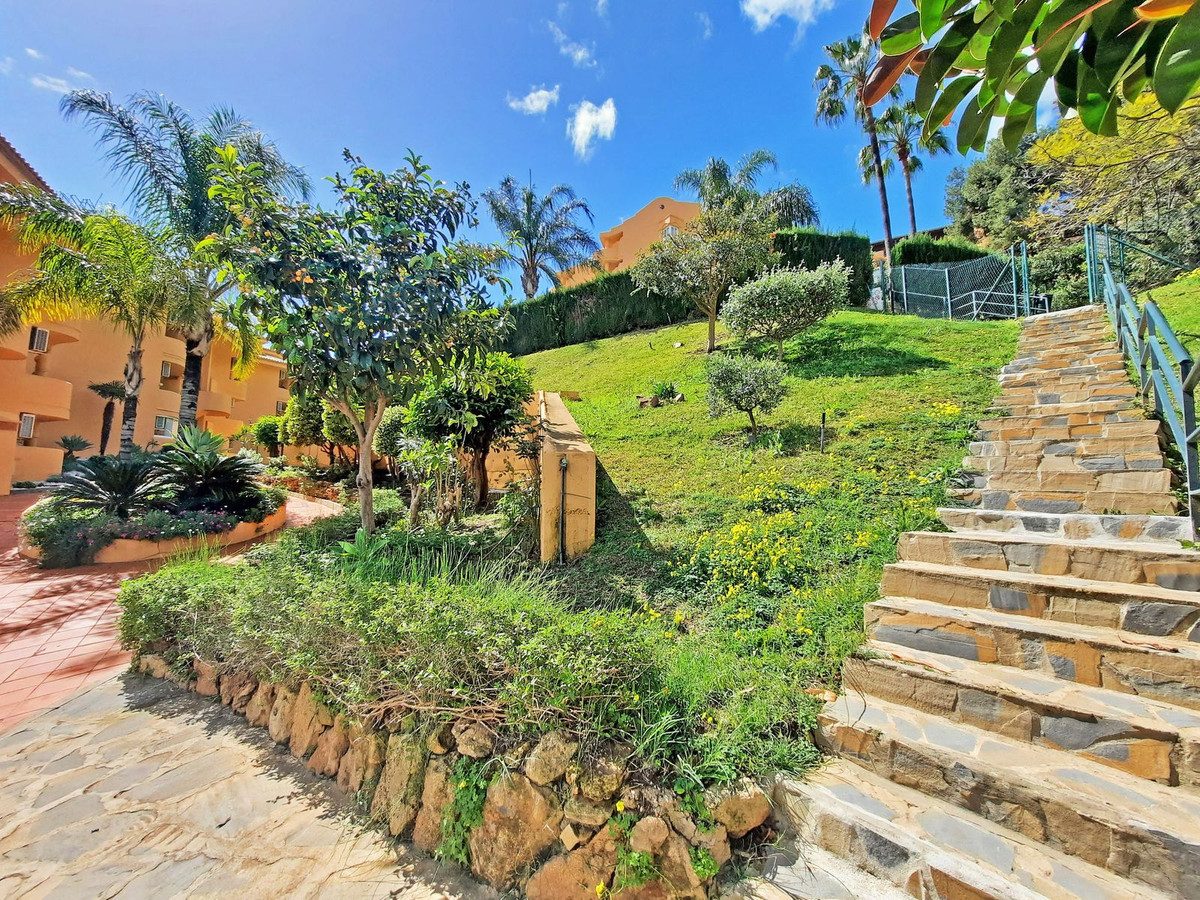 Ground Floor Apartment in Mijas, Costa del Sol – 3 beds – 395000 € - photo 37 of 38