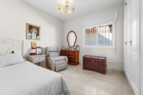 Detached Villa in Mijas, Costa del Sol – 4 beds – 975000 € - photo 17 of 40