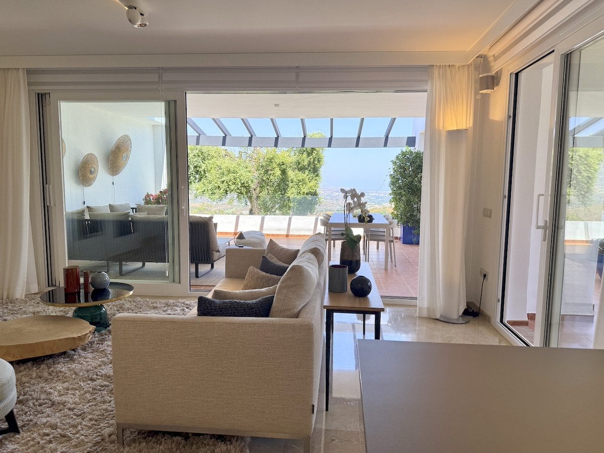 Middle Floor Apartment in Marbella, Costa del Sol – 3 beds – 535000 € - photo 6 of 34