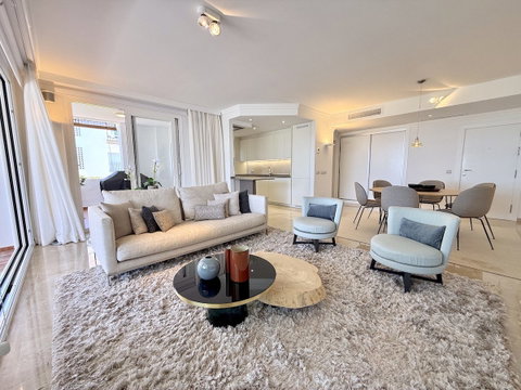 Middle Floor Apartment in Marbella, Costa del Sol – 3 beds – 535000 € - photo 7 of 34