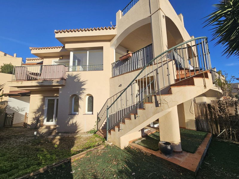 Semi-Detached House in Mijas, Costa del Sol – 3 beds – 385000 €