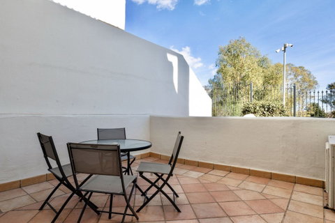 Ground Floor Apartment in Estepona, Costa del Sol – 2 beds – 349000 € - photo 13 of 29