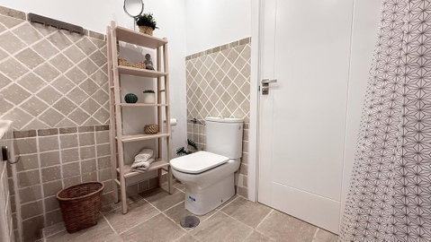 Ground Floor Apartment in Estepona, Costa del Sol – 2 beds – 349000 € - photo 19 of 29