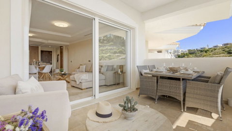 Middle Floor Apartment in Torremolinos, Costa del Sol – 2 beds – 575000 € - photo 10 of 22