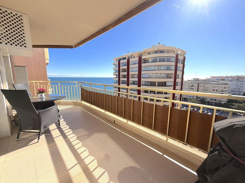 Top Floor Apartment in Fuengirola, Costa del Sol – 2 beds – 449000 €