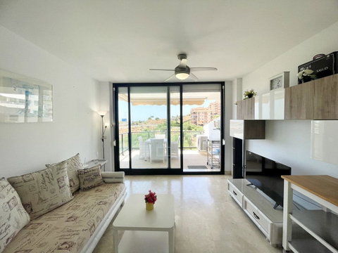 Middle Floor Apartment in Torremolinos, Costa del Sol – 1 beds – 210000 € - photo 5 of 18