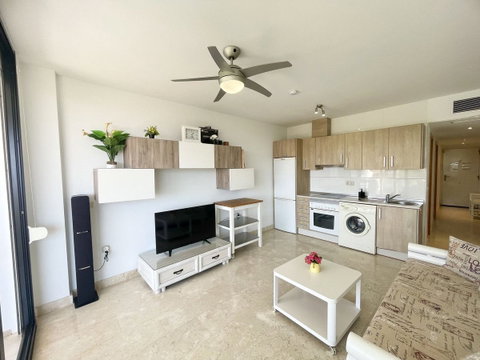 Middle Floor Apartment in Torremolinos, Costa del Sol – 1 beds – 210000 € - photo 7 of 18