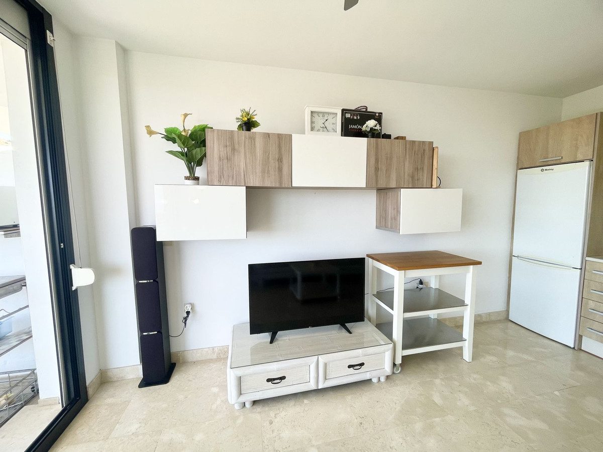 Middle Floor Apartment in Torremolinos, Costa del Sol – 1 beds – 210000 € - photo 9 of 18