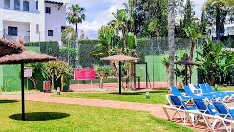 Middle Floor Apartment in Marbella, Costa del Sol – 2 beds – 799000 € - photo 34 of 39