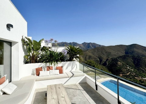 Townhouse in Marbella, Costa del Sol – 3 beds – 850000 € - photo 29 of 37
