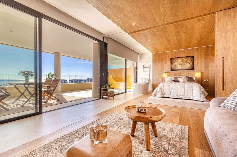 Middle Floor Apartment in Fuengirola, Costa del Sol – 2 beds – 850000 €