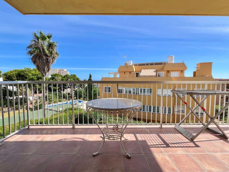 Middle Floor Apartment in Benalmadena, Costa del Sol – 3 beds – 335000 €
