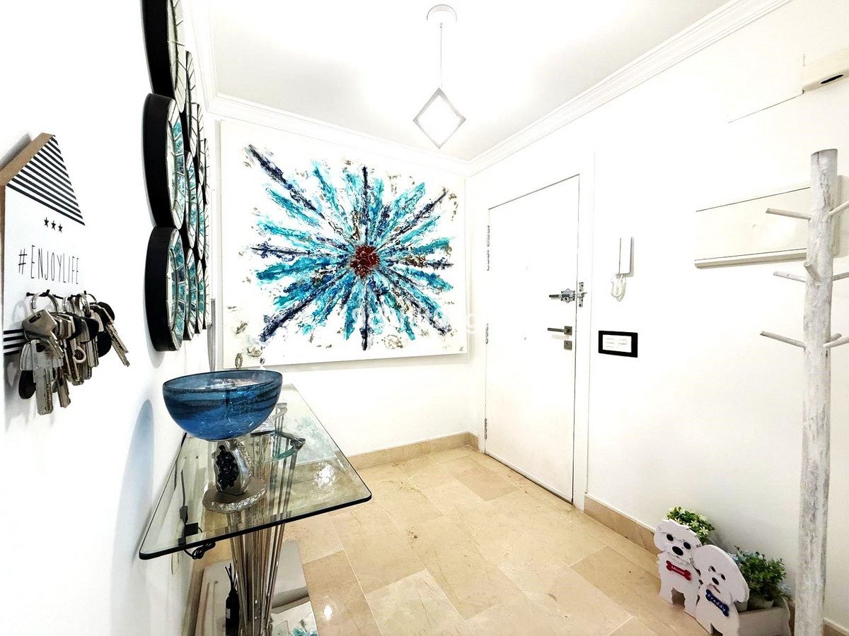 Penthouse in Torremolinos, Costa del Sol – 2 beds – 695000 € - photo 3 of 38