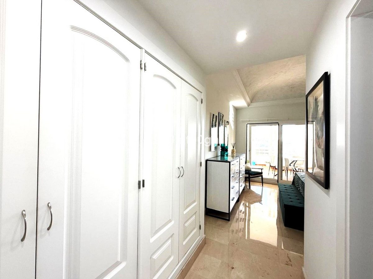 Penthouse in Torremolinos, Costa del Sol – 2 beds – 695000 € - photo 16 of 38