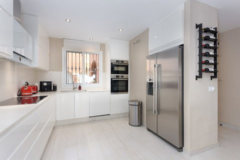 Ground Floor Apartment in Torremolinos, Costa del Sol – 2 beds – 625000 € - photo 21 of 30