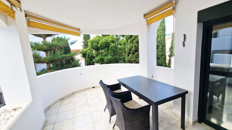 Middle Floor Apartment in Benalmadena, Costa del Sol – 2 beds – 330000 €