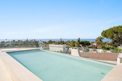 Detached Villa in Marbella, Costa del Sol – 3 beds – 1595000 € - photo 30 of 31