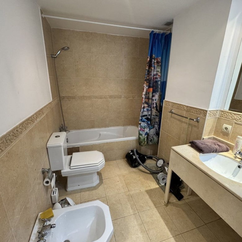 Middle Floor Apartment in Estepona, Cancelada – 2 beds – 295000 € - photo 86 of 90