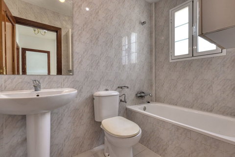 Townhouse in Marbella, Costa del Sol – 3 beds – 695000 € - photo 13 of 56