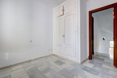 Townhouse in Marbella, Costa del Sol – 3 beds – 695000 € - photo 15 of 56