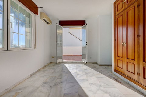 Townhouse in Marbella, Costa del Sol – 3 beds – 695000 € - photo 26 of 56