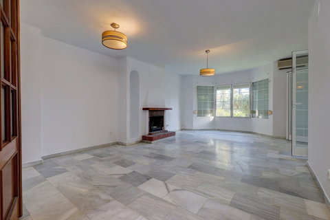 Townhouse in Marbella, Costa del Sol – 3 beds – 695000 € - photo 36 of 56