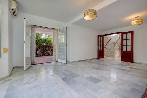 Townhouse in Marbella, Costa del Sol – 3 beds – 695000 € - photo 39 of 56