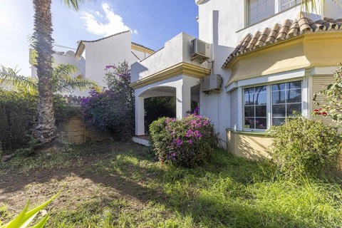 Townhouse in Marbella, Costa del Sol – 3 beds – 695000 € - photo 45 of 56