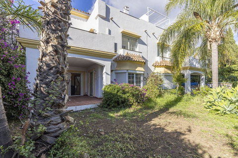 Townhouse in Marbella, Costa del Sol – 3 beds – 695000 € - photo 46 of 56