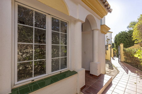 Townhouse in Marbella, Costa del Sol – 3 beds – 695000 € - photo 50 of 56