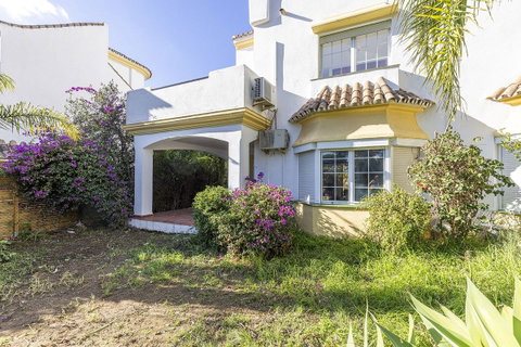 Townhouse in Marbella, Costa del Sol – 3 beds – 695000 € - photo 51 of 56