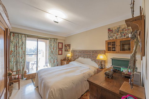 Ground Floor Apartment in Estepona, Costa del Sol – 2 beds – 550000 € - photo 21 of 34
