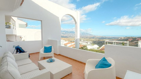 Middle Floor Apartment in Marbella, Costa del Sol – 3 beds – 475000 € - photo 29 of 38
