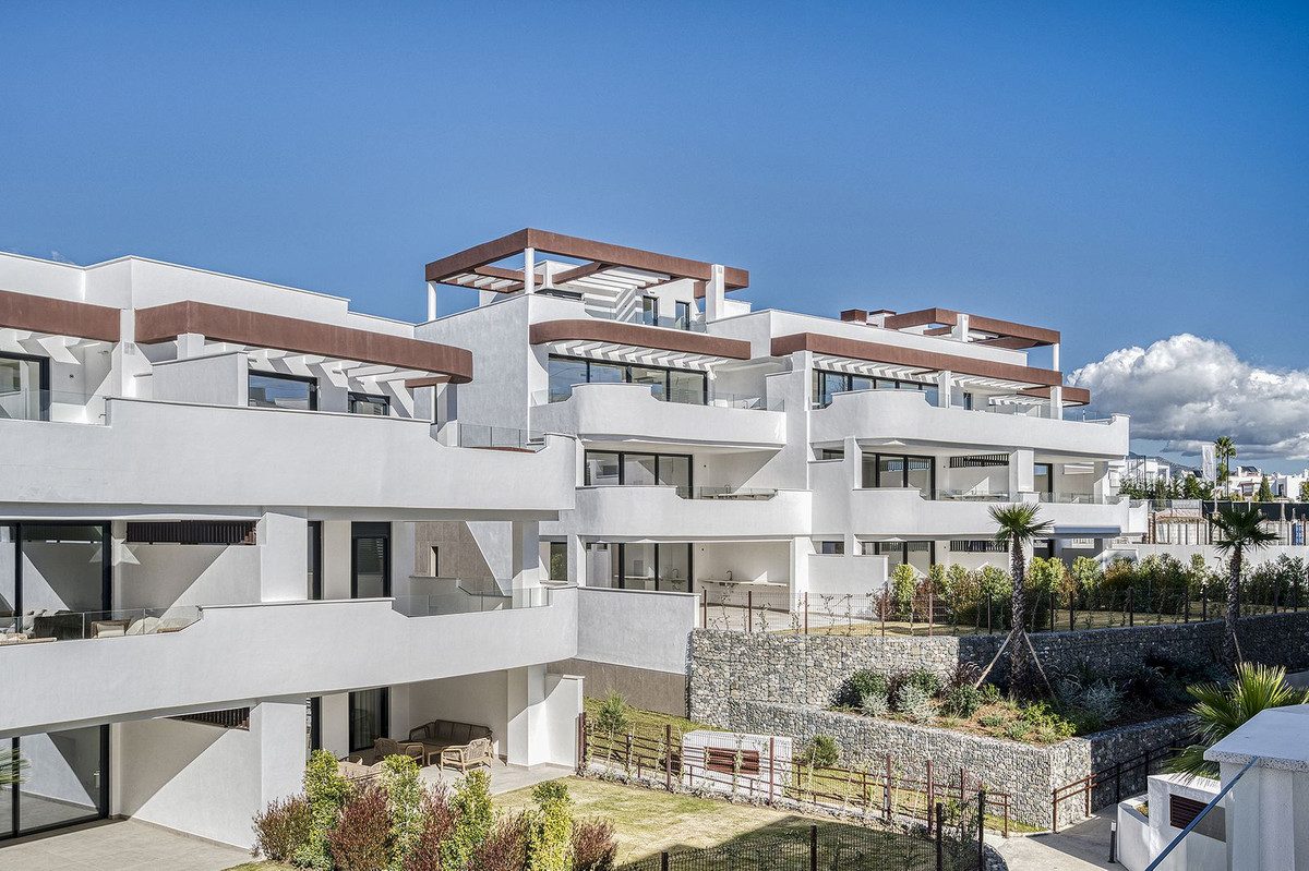 Penthouse in Estepona, Costa del Sol – 3 beds – 1150000 € - photo 12 of 60