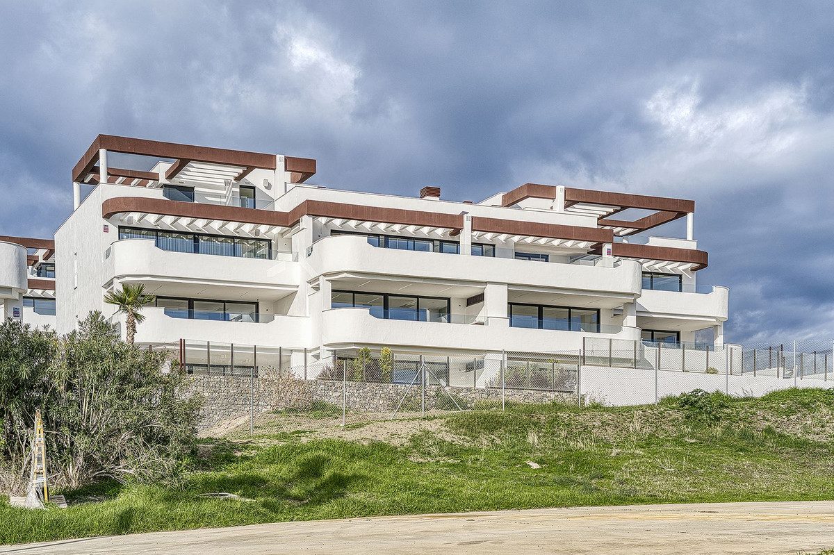 Penthouse in Estepona, Costa del Sol – 3 beds – 1150000 € - photo 13 of 60