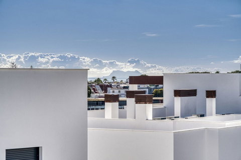 Penthouse in Estepona, Costa del Sol – 3 beds – 1150000 € - photo 16 of 60