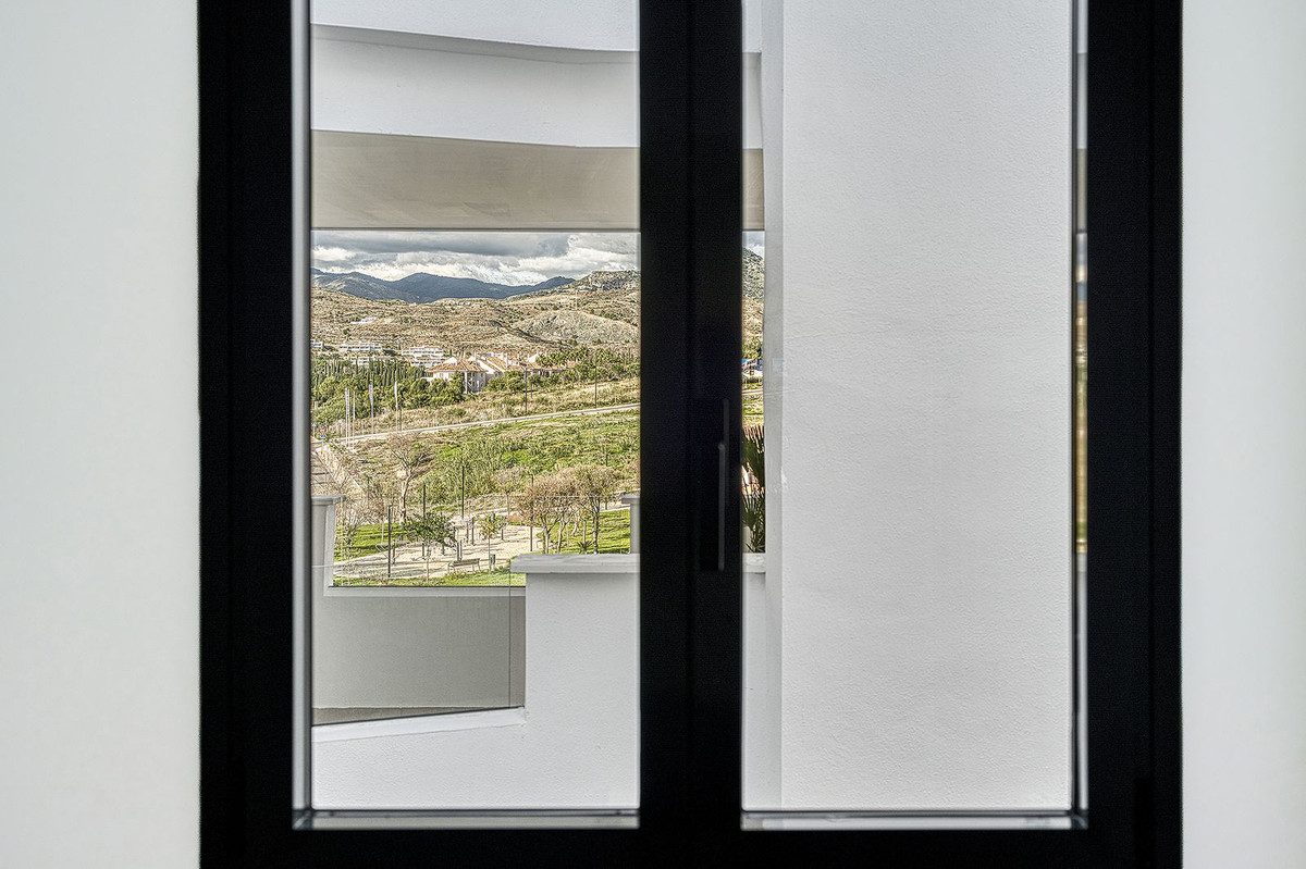 Penthouse in Estepona, Costa del Sol – 3 beds – 1150000 € - photo 32 of 60