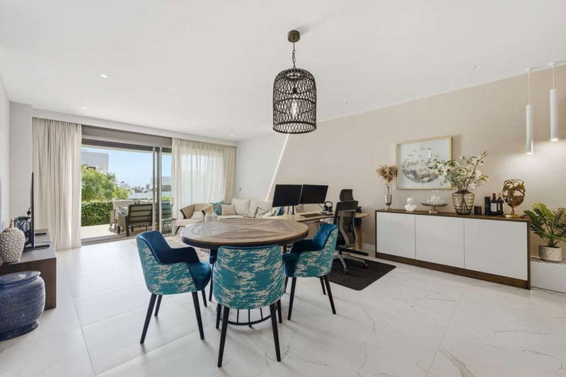 Ground Floor Apartment in Estepona, Costa del Sol – 2 beds – 595000 €