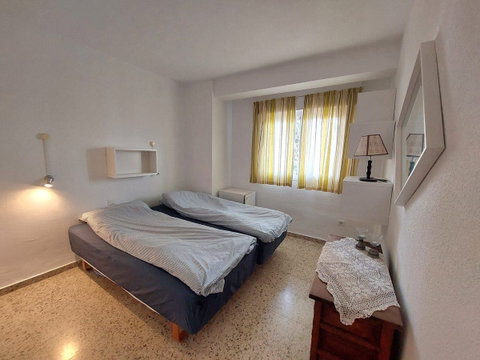 Middle Floor Apartment in Torremolinos, Costa del Sol – 2 beds – 250000 € - photo 10 of 19